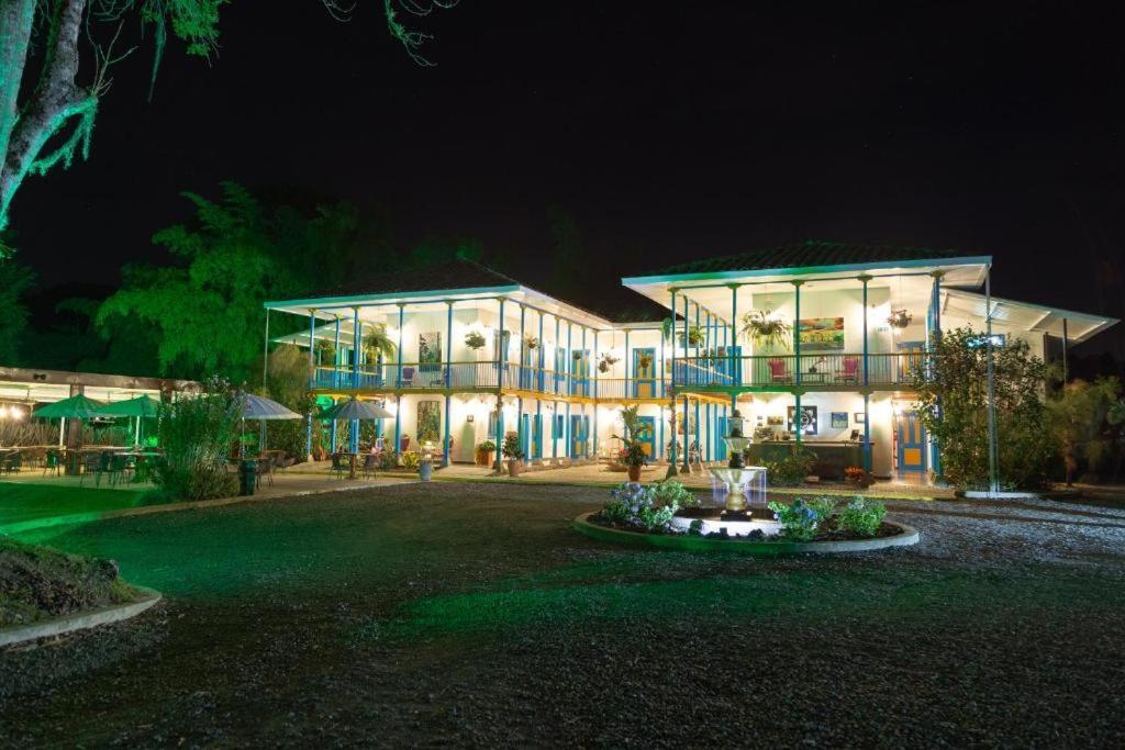 Hotel Hacienda Santa Clara Santa Rosa de Cabal Exterior foto